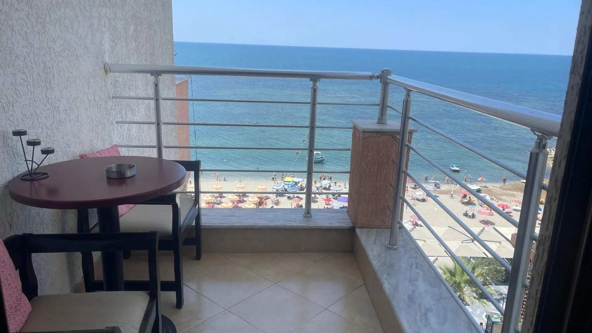 Vollga Seaview Apartment Durrës 0*,  Albania