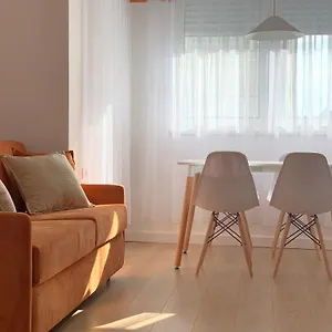 Colorful By The Sea Apartment
